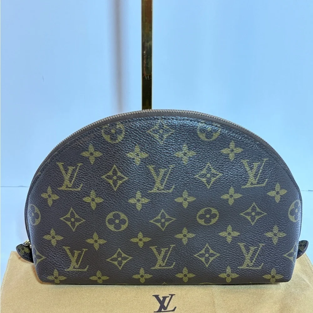 Louis Vuitton Monogram Large size Cosmetic Case in Brown and Gold